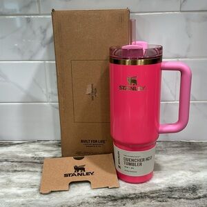 Stanley PINK PARADE Quencher H2.0 Flowstate Stainless Travel Tumbler 30 OZ NEW